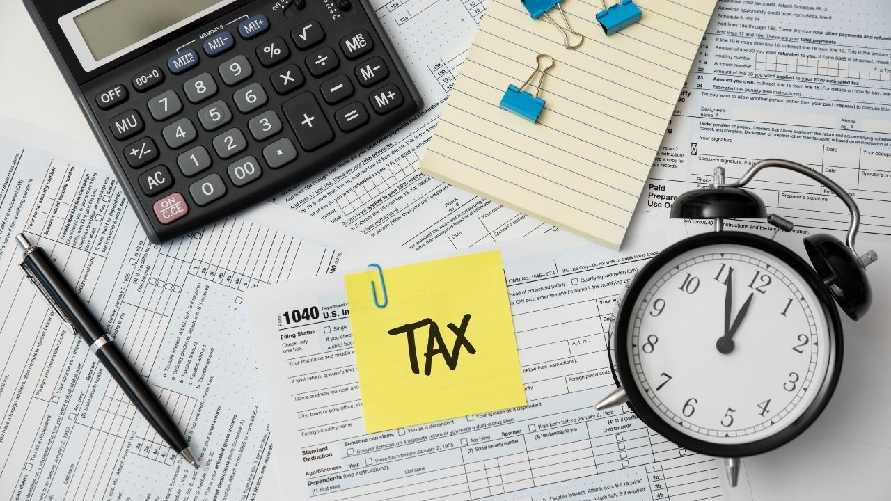 Navigating Tax Liens: Your Roadmap to Selling Property in Fayetteville, NC